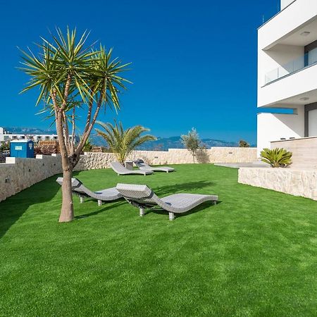 Apartments&Rooms Pool Villas Maris Novalja Exterior foto