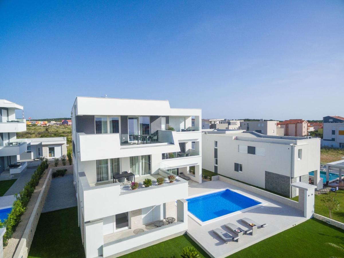 Apartments&Rooms Pool Villas Maris Novalja Exterior foto
