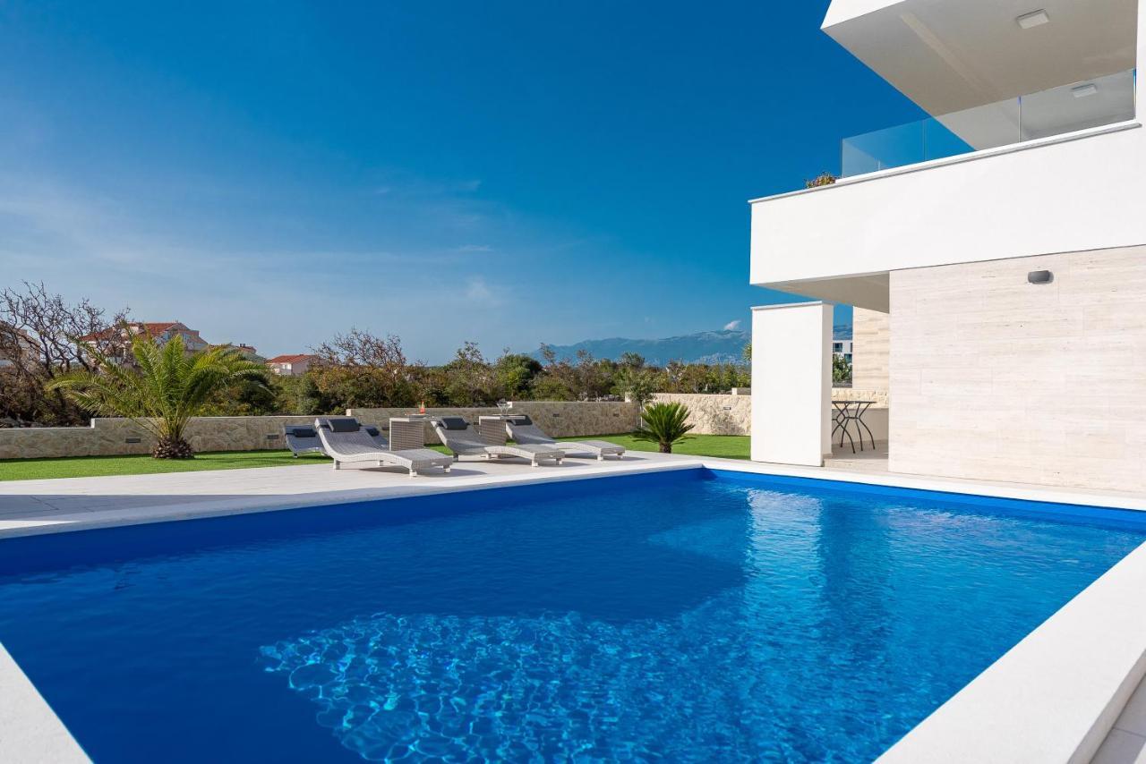 Apartments&Rooms Pool Villas Maris Novalja Exterior foto