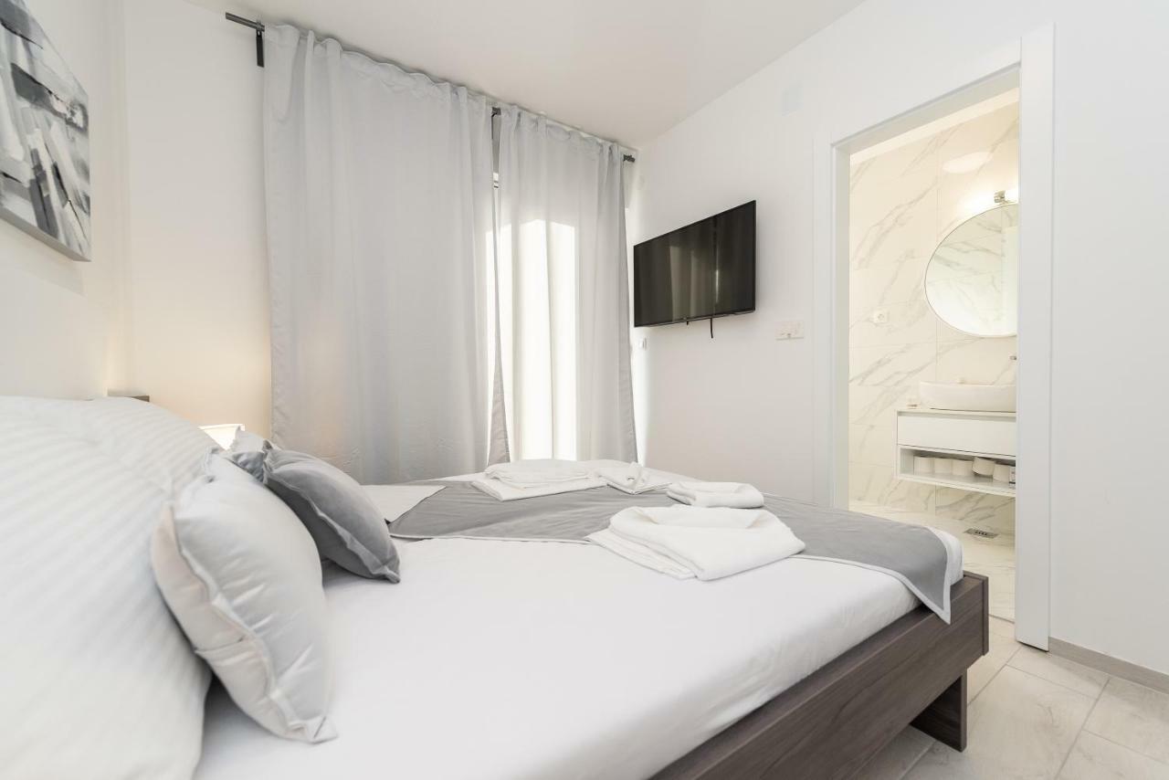 Apartments&Rooms Pool Villas Maris Novalja Exterior foto