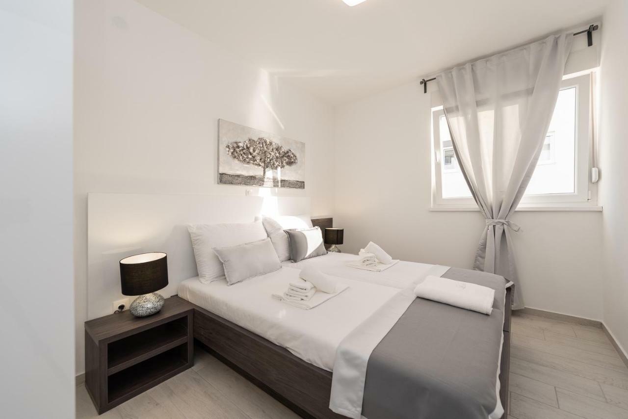 Apartments&Rooms Pool Villas Maris Novalja Exterior foto