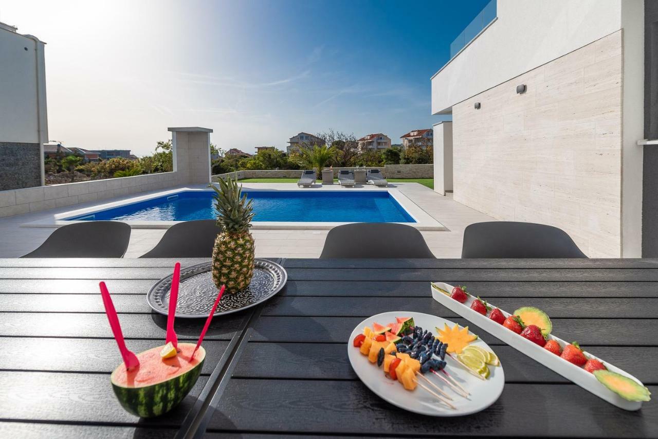Apartments&Rooms Pool Villas Maris Novalja Exterior foto