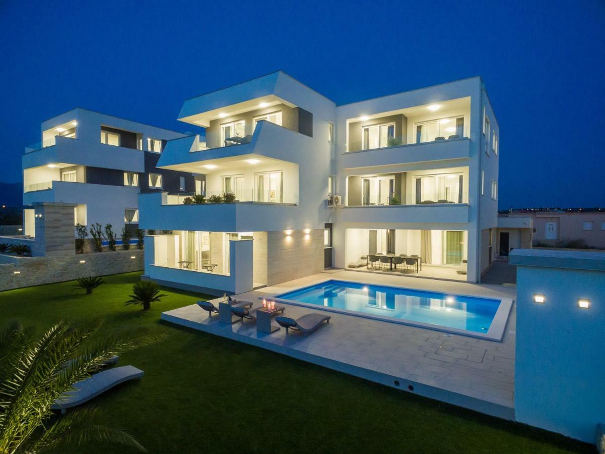 Apartments&Rooms Pool Villas Maris Novalja Exterior foto