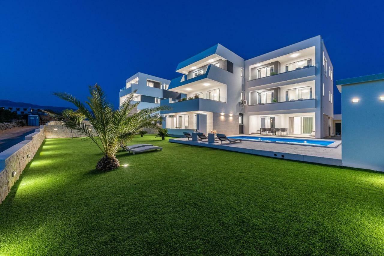 Apartments&Rooms Pool Villas Maris Novalja Exterior foto